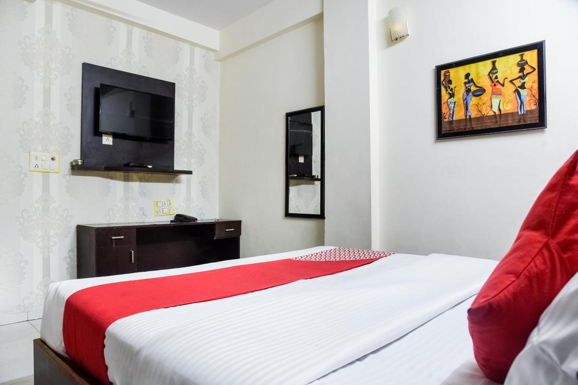 Hotel O Radhika Palace Bhopál Kültér fotó